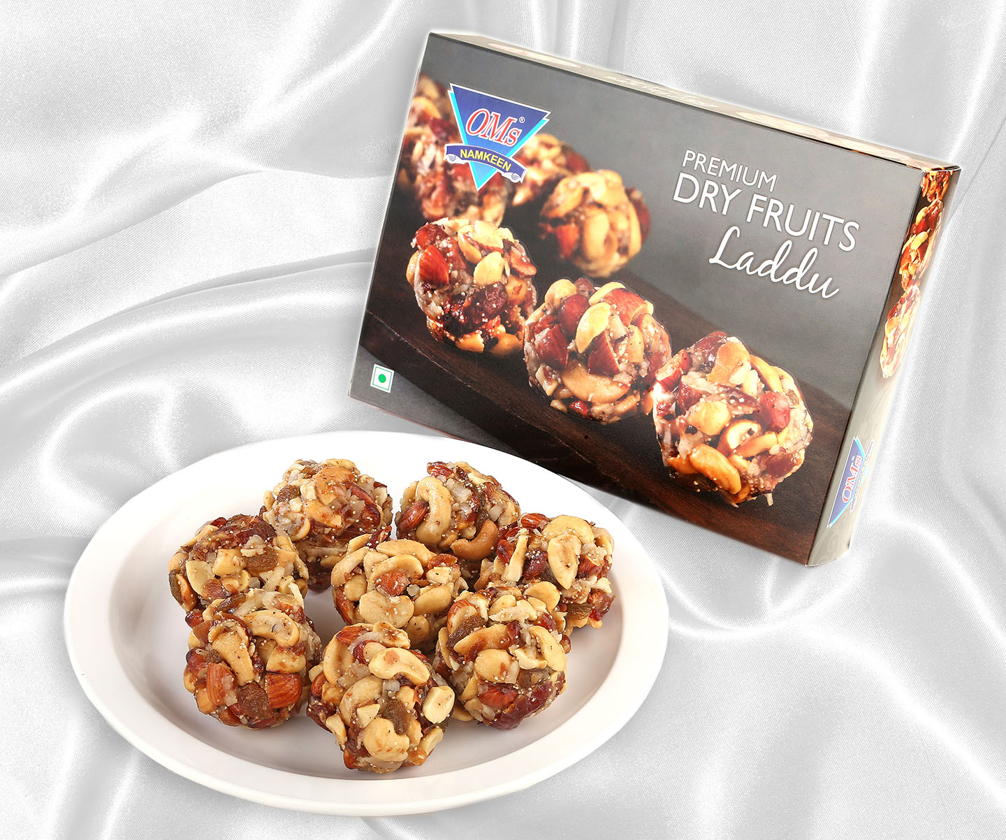 DRY FRUIT LADDU with BOX web